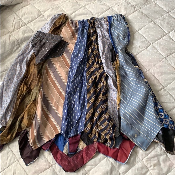 👔 Necktie Festival Skirt 👔 - Picture 12 of 16
